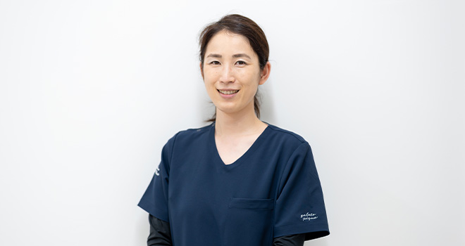 歯科医師　高島 利加子
